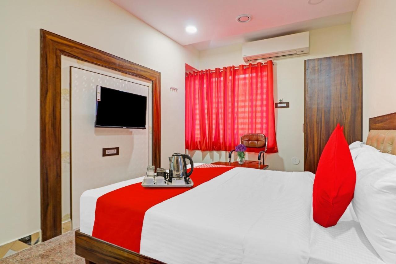 Heavens Inn Near Rasoolpura Metro Station Hyderabad Eksteriør bilde