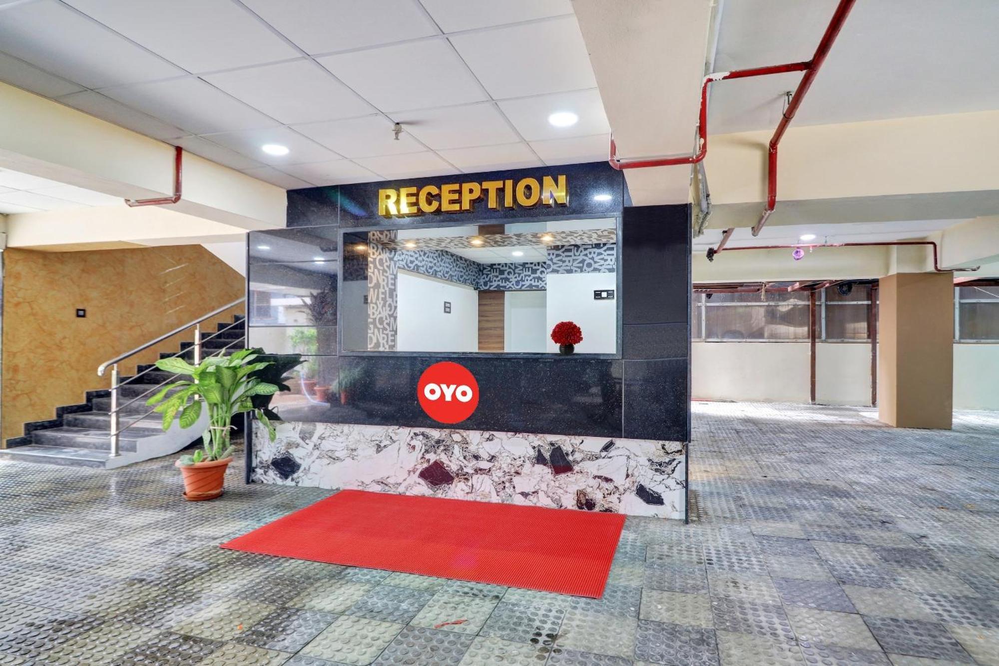 Heavens Inn Near Rasoolpura Metro Station Hyderabad Eksteriør bilde